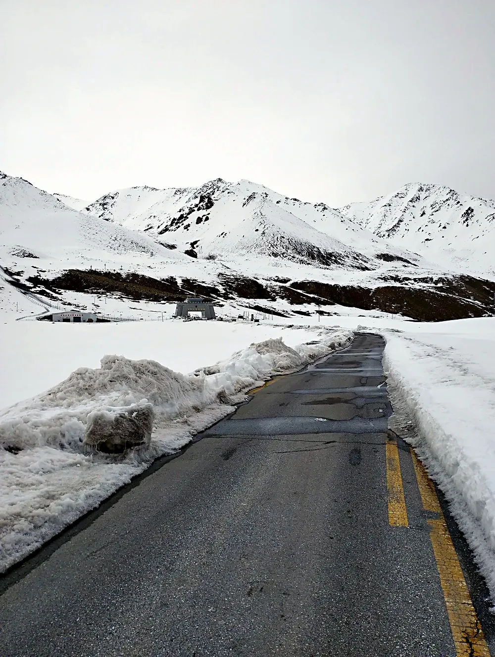 The snow-lined road to Khunjerab Pass